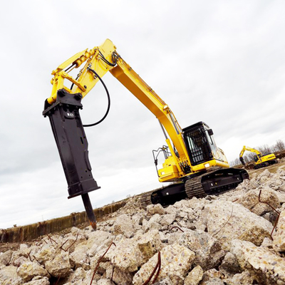 Instalação de um quebra-pedras para escavadeira de 13 toneladas 22 toneladas 26 toneladas Jcb/Hitachi, por pedido do cliente